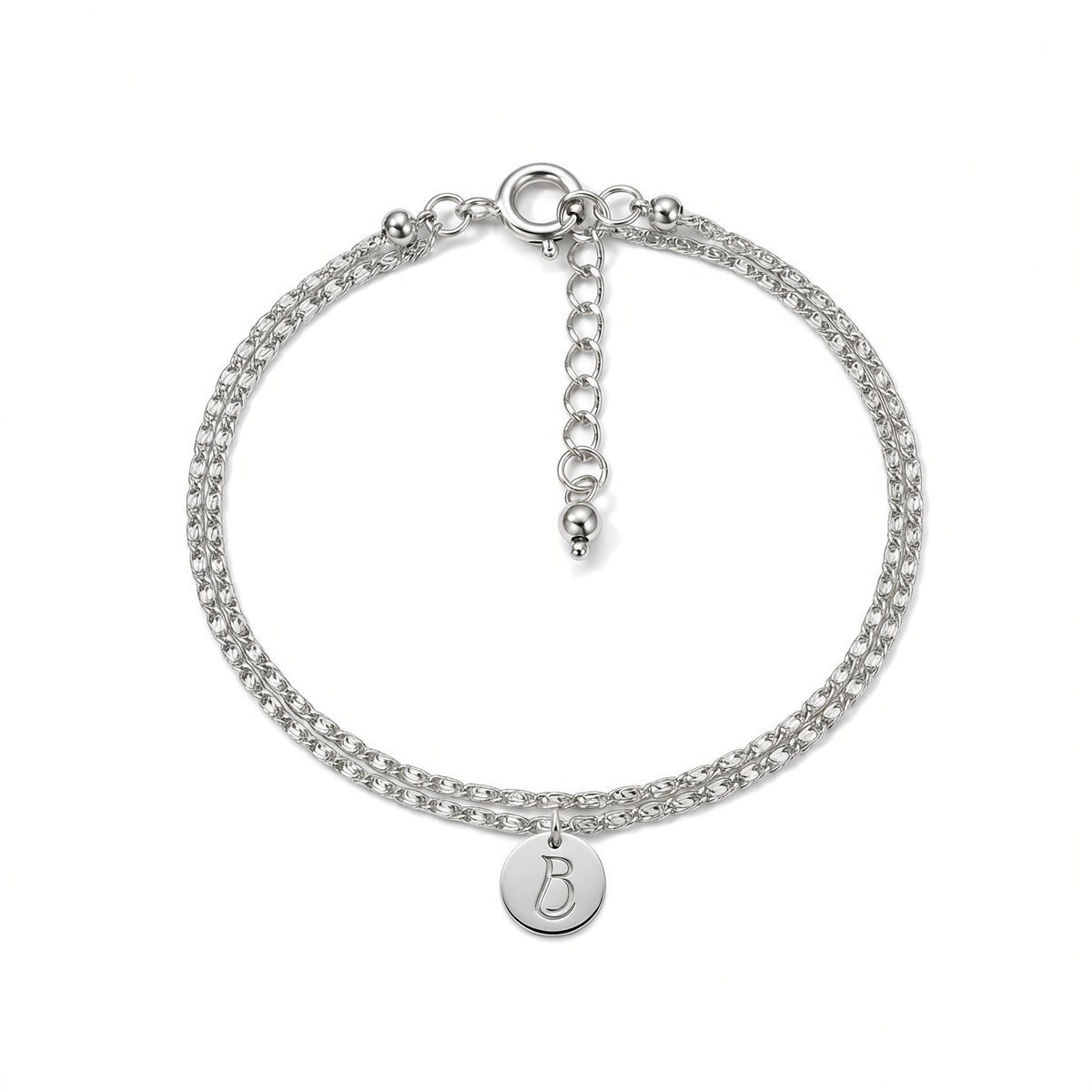 Bracelet Endoume en plaqué argent 10 microns, maille plate à décor dentelle portée en double rang, médaillon au monogramme LB — Ligne Bleue, Marseille